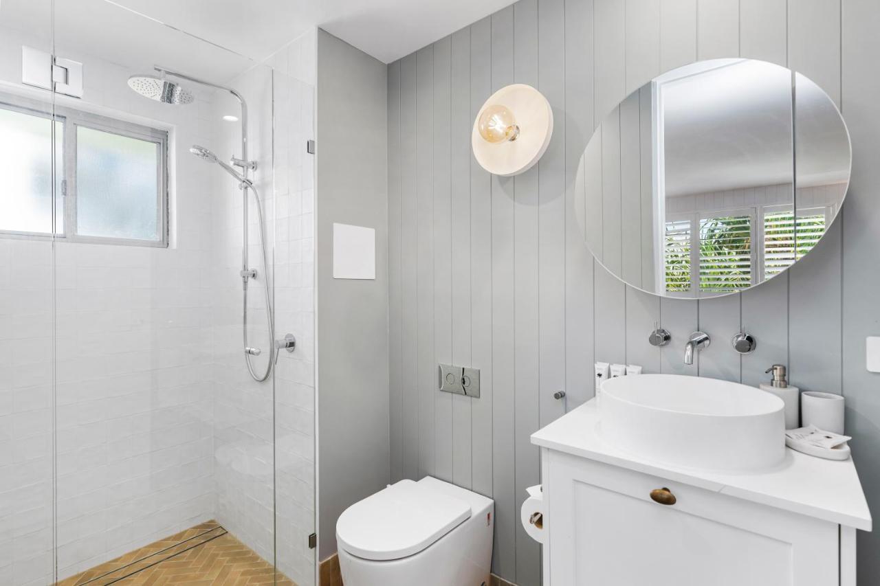 One-Bedroom Deluxe Apartment