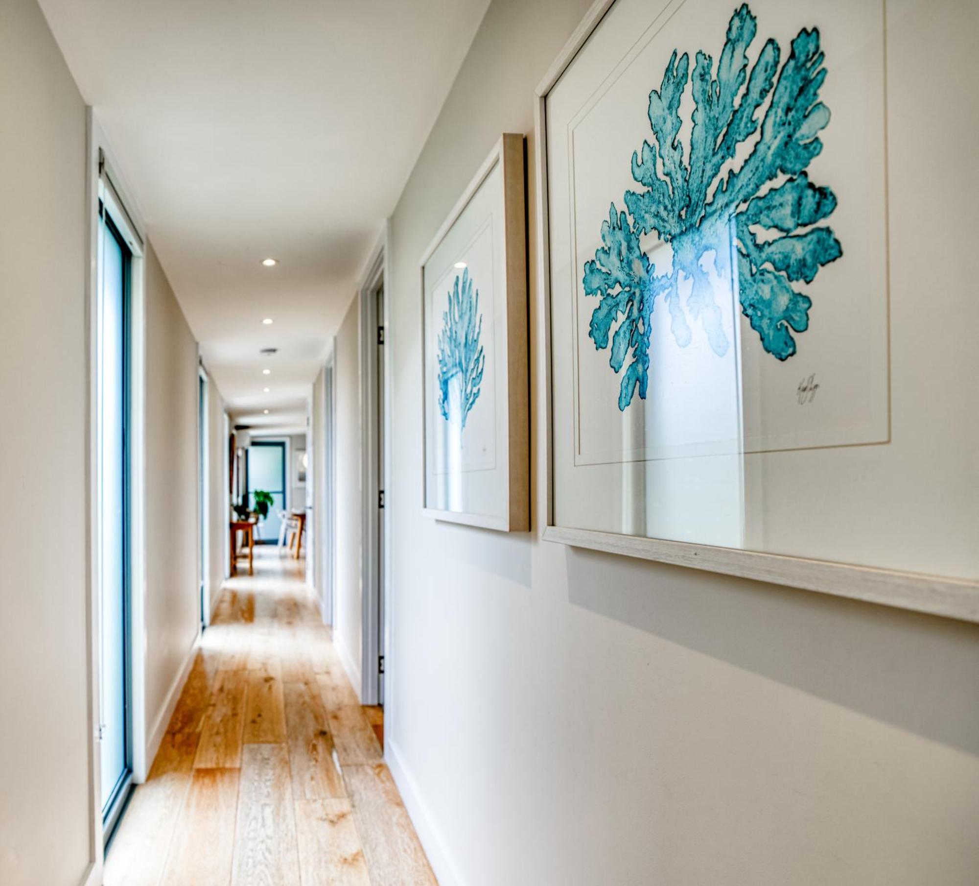 One-Bedroom Luxury Hastings Suite