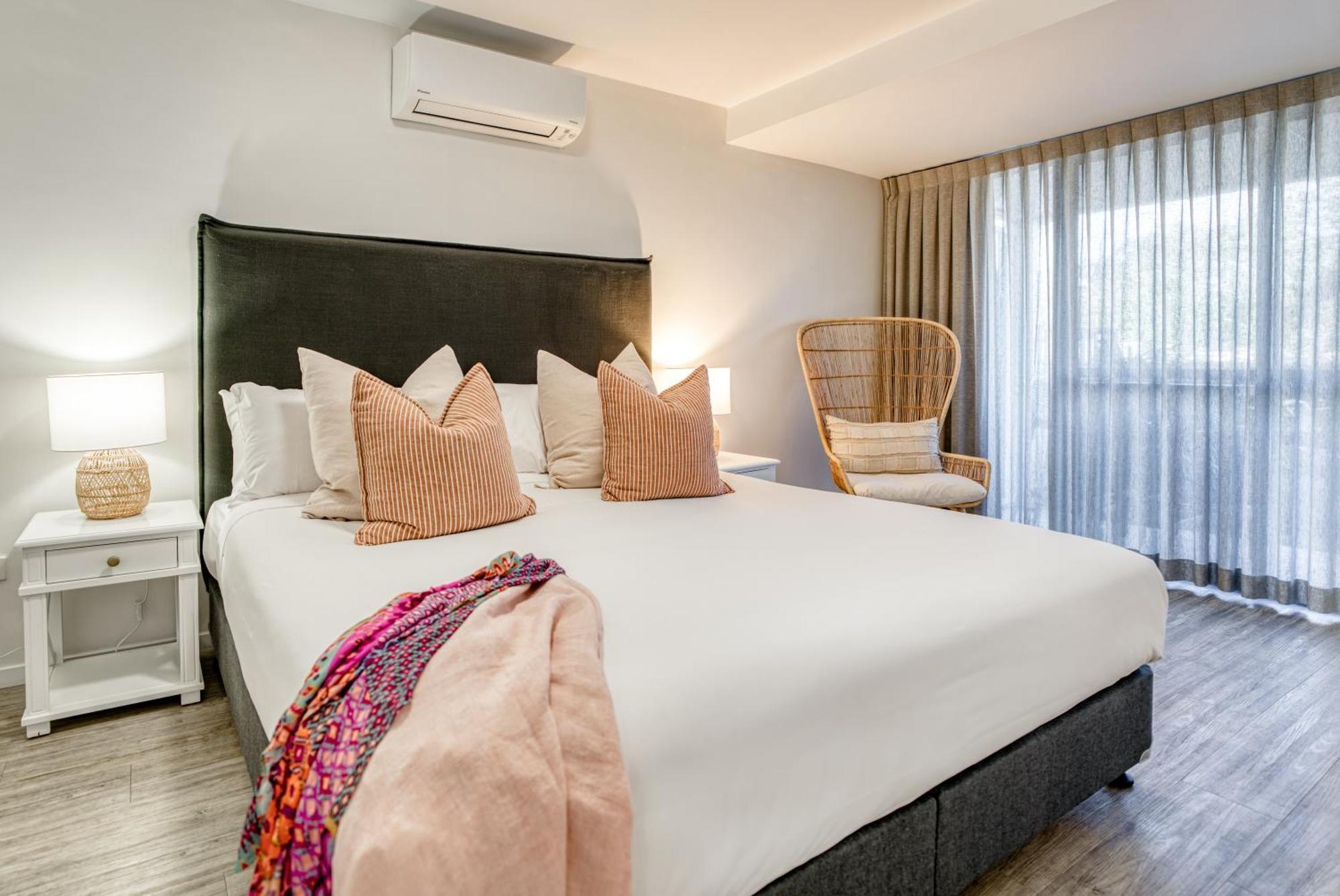 One-Bedroom Riverside Apartment Ground Floor