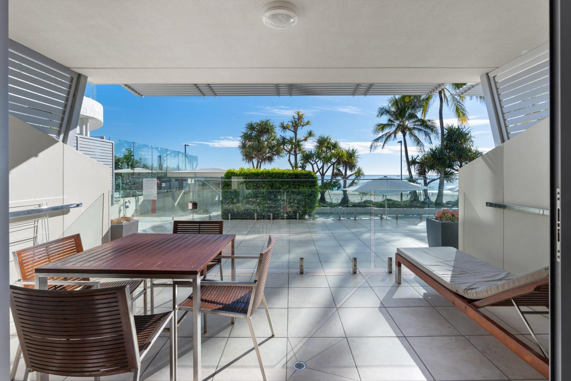 Superior Two-Bedroom Apartment Ocean View Ground Floor