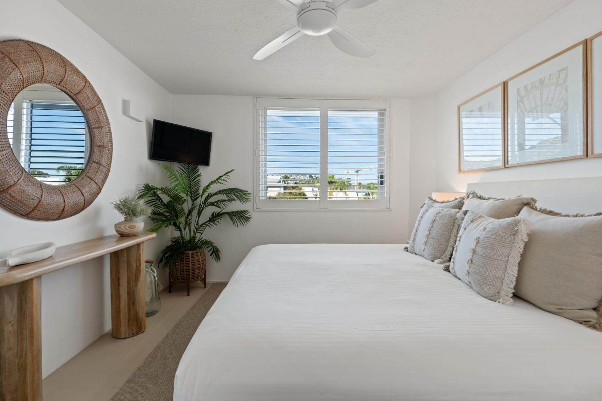 Superior Two-Bedroom Apartment Ocean View