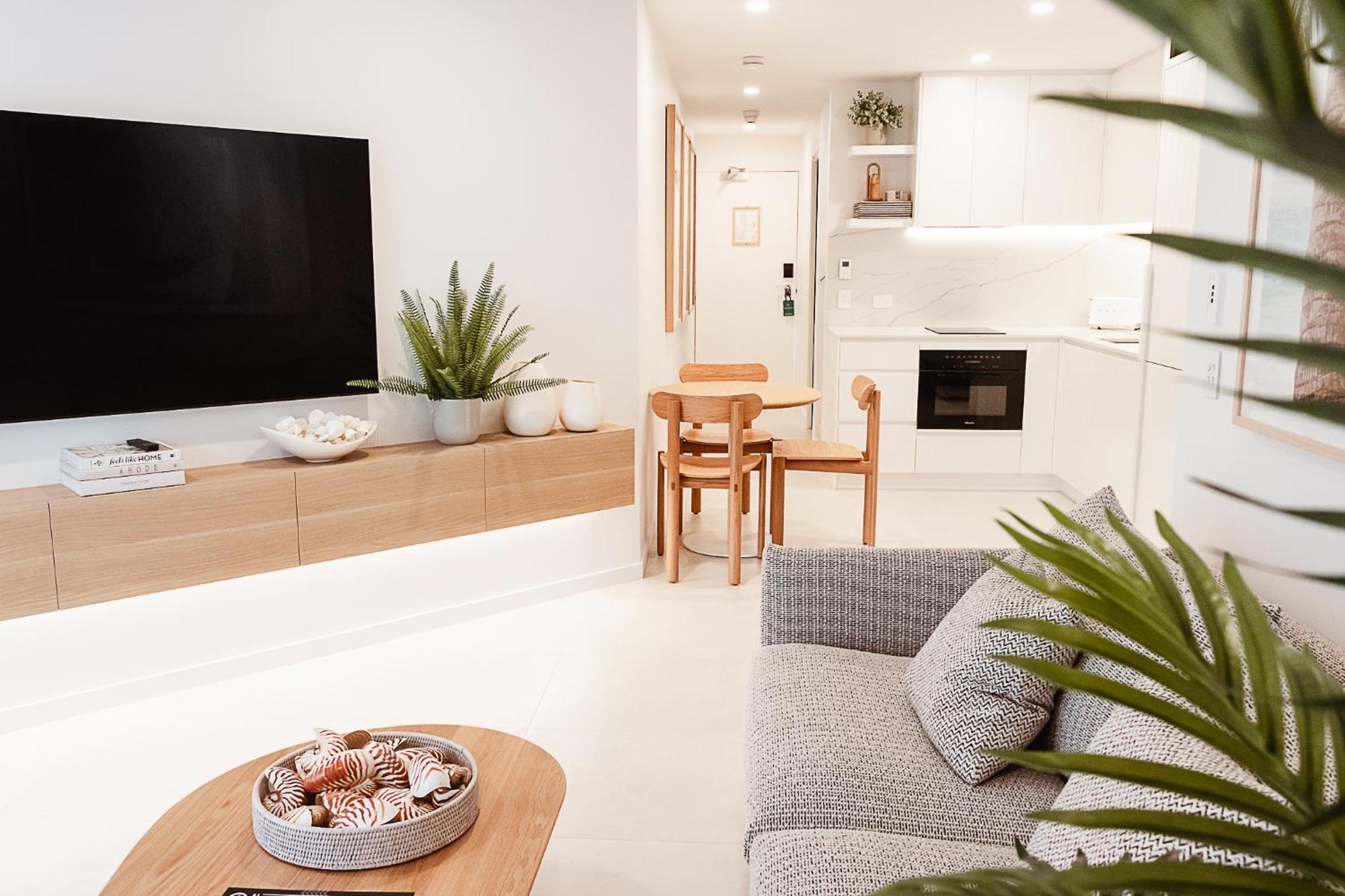 Two-Bedroom Hastings Rooftop Terrace non beachfront