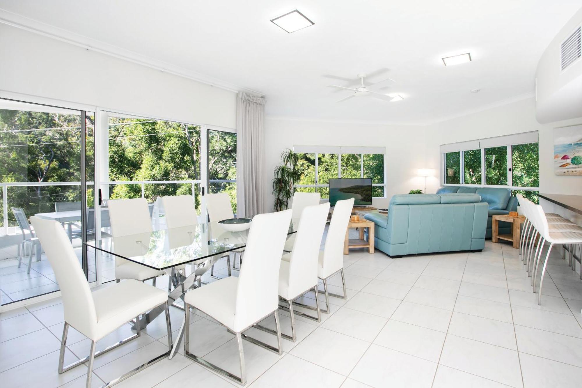 Two-Bedroom Deluxe Apartment National Park View