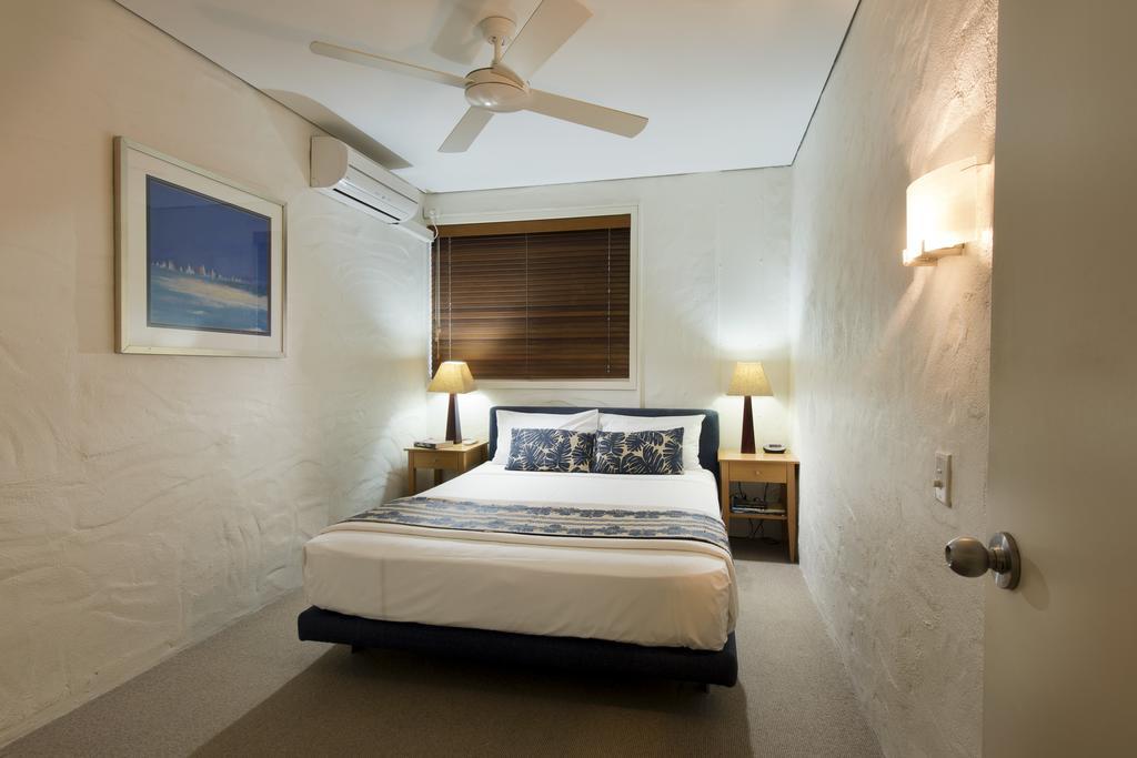 One Bedroom Beachfront Standard