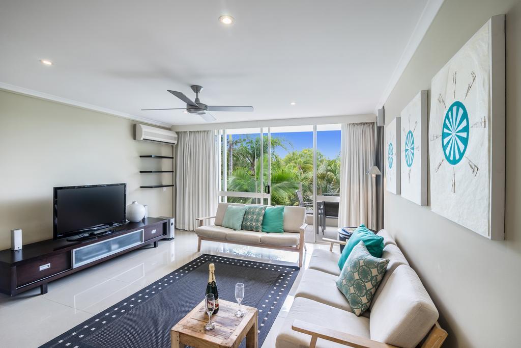 One-Bedroom Garden Apartment with Balcony