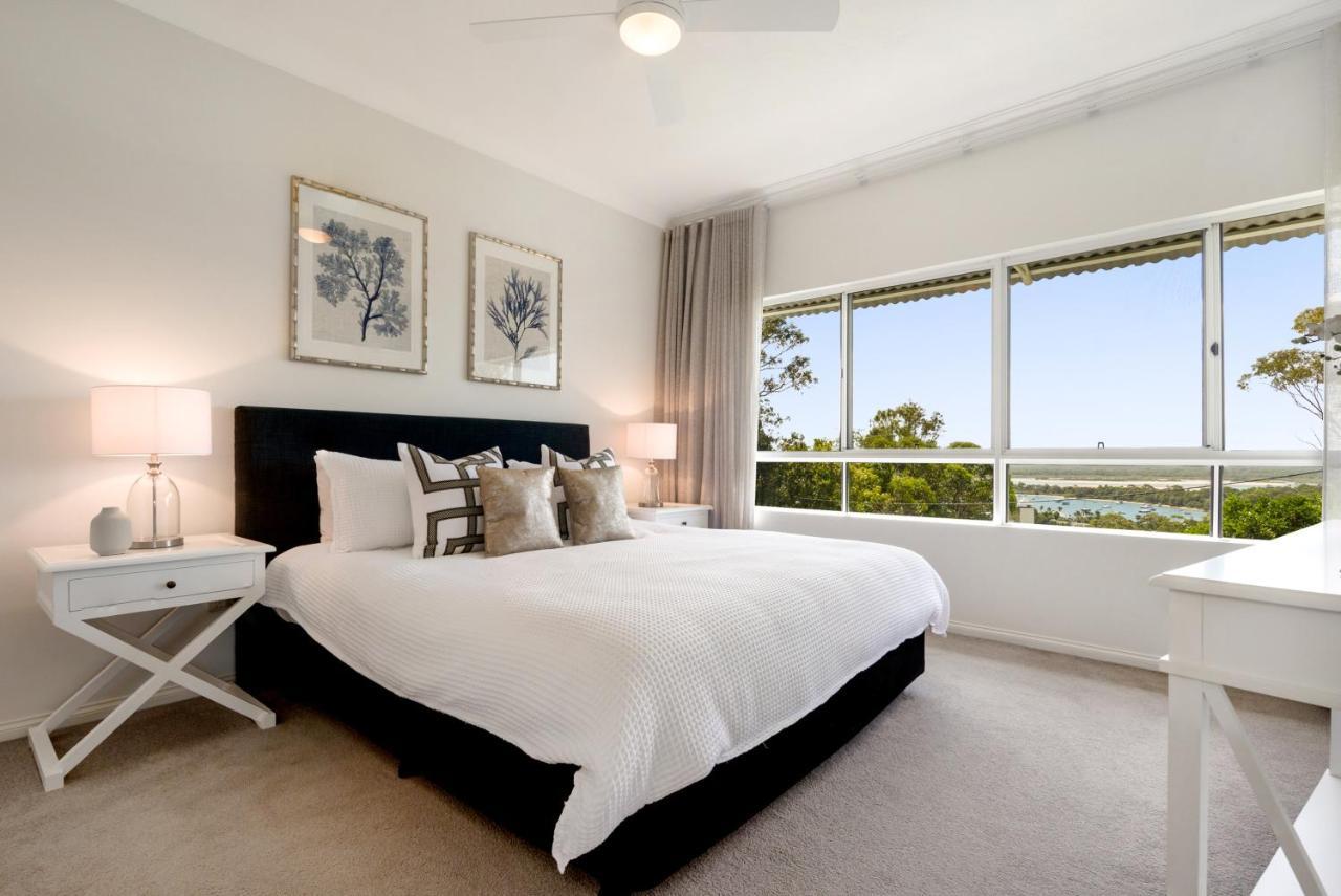 Two-Bedroom Premier Apartment Ocean View