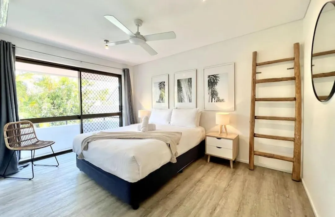 8Na Lovely 2 Bedroom On Noosa Parade-1