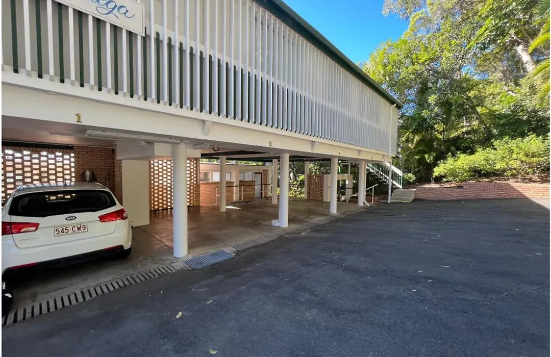 Ocean Views Central To Everything , 2 Bed, 2 Minute Walk To Beach-1