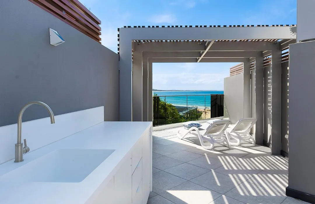 71 Hastings - Beachfront-1