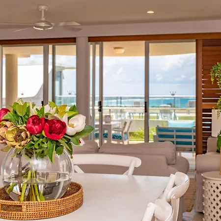 Noosa Crest Luxury Ocean View Apartment 32-2
