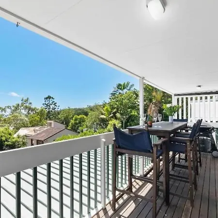 Ocean Views Central To Everything , 2 Bed, 2 Minute Walk To Beach-3