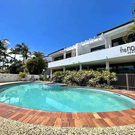 8Na Lovely 2 Bedroom On Noosa Parade-2