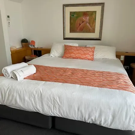 Noosa Apartment With Stunning Views Unlimited Wifi-2