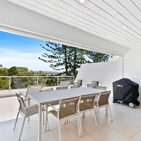 Noosa Views 4 Relaxed Coastal Escape-3