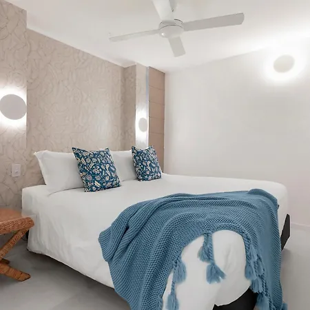 71 Hastings - Beachfront-2