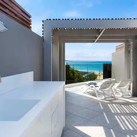 71 Hastings - Beachfront-2