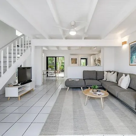 'Villa One' Walk To Noosa Beach & Hastings Street-3