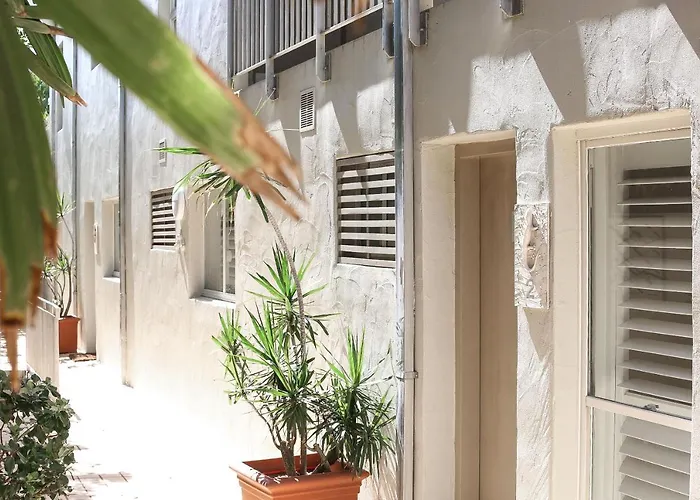 Portofino 2 - Beachfront Boutique Complex Noosa Heads