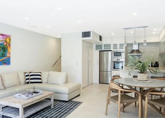 Little Cove Court - Apt 4 Noosa Heads