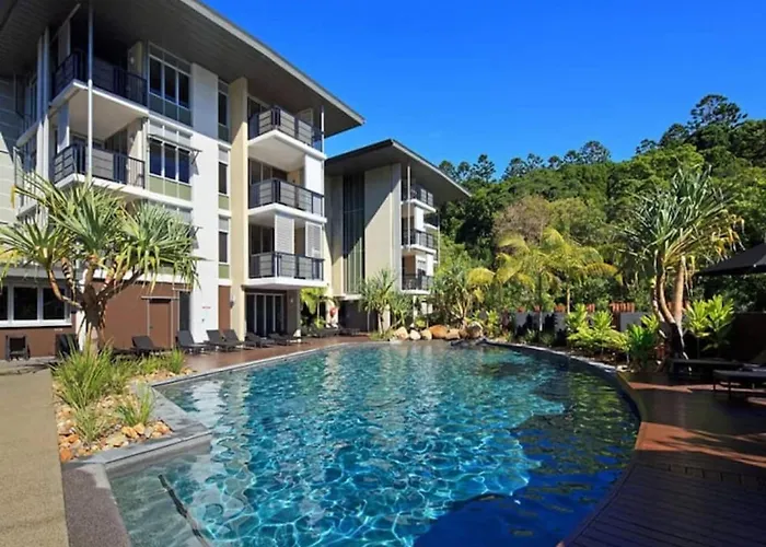 8401 Modern 2 Bedroom Apartment With Ocean Glimpses Noosa Heads