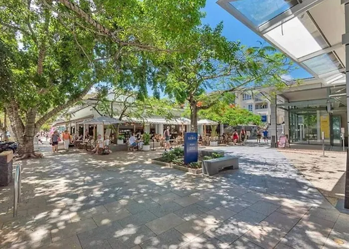 18Ob - Absolute Beachfront - Noosa Main Beach