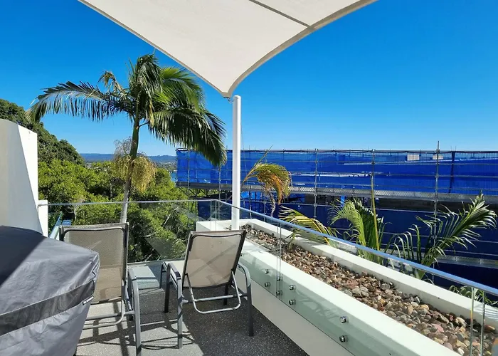 Upper Hastings Penthouse 5 Apartment Noosa Heads