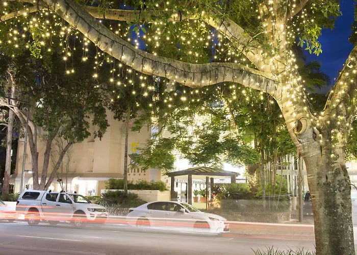 Netanya Noosa Beachfront Resort