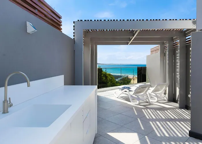 71 Hastings - Beachfront Noosa Heads