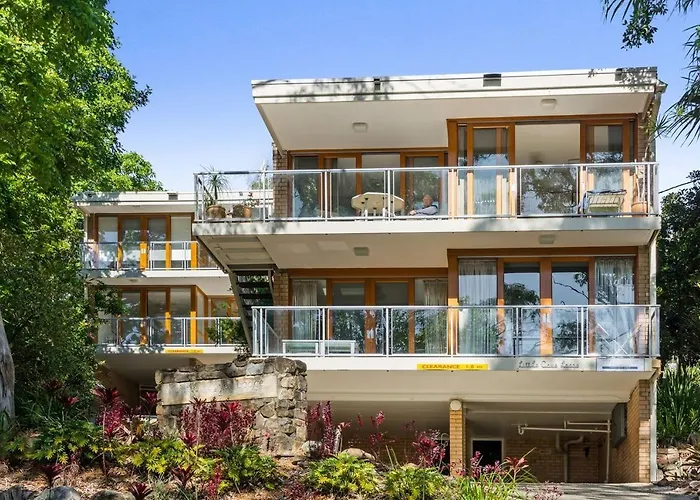 Little Cove Lodge 4 Park Road 24 Noosa Heads