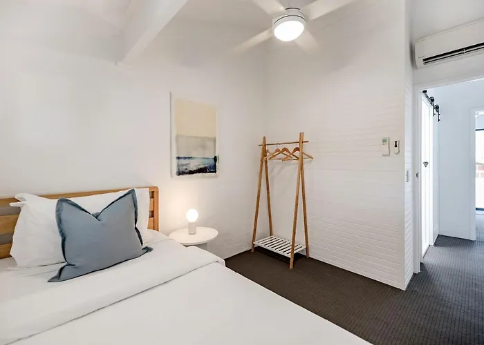 'Villa One' Walk To Noosa Beach & Hastings Street