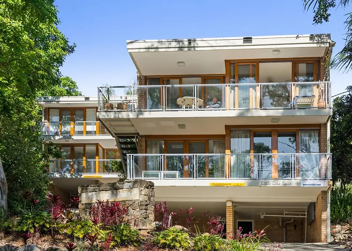 Little Cove Lodge 4 Park Road 24 Noosa Heads