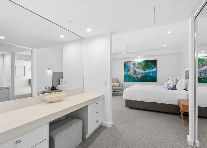 71 Hastings - Beachfront Noosa Heads